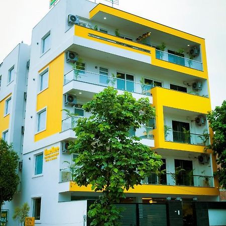 Lime Tree Luxury Studio - Service Apartment Near Artemis Hospital ,Gurgaon Luaran gambar