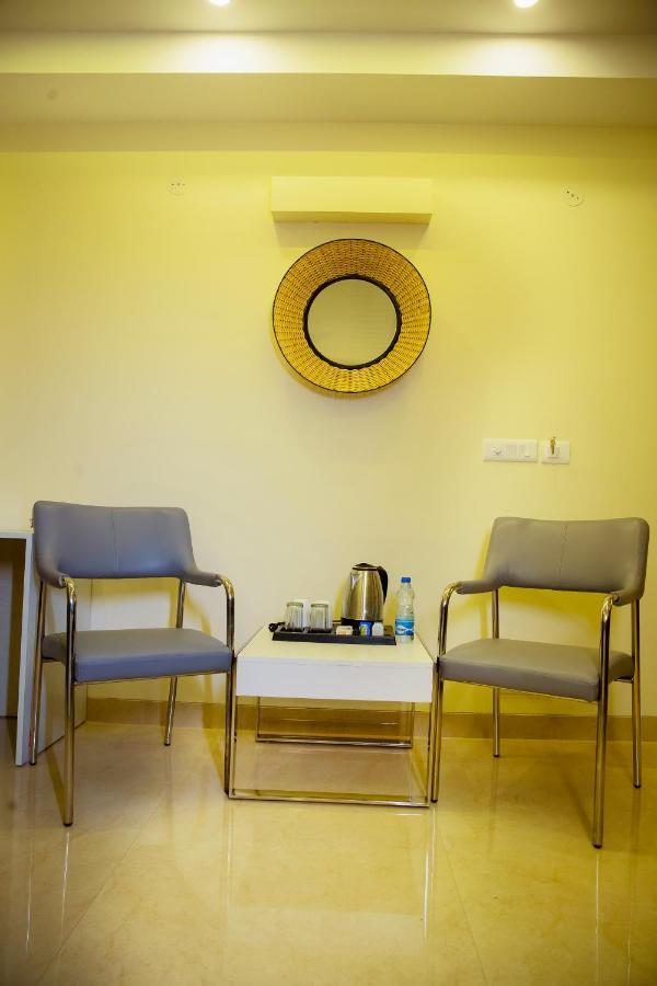 Lime Tree Luxury Studio - Service Apartment Near Artemis Hospital ,Gurgaon Luaran gambar